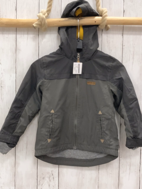 Carter´s  Regenjacke Gr. 104  grau dunkelgrau