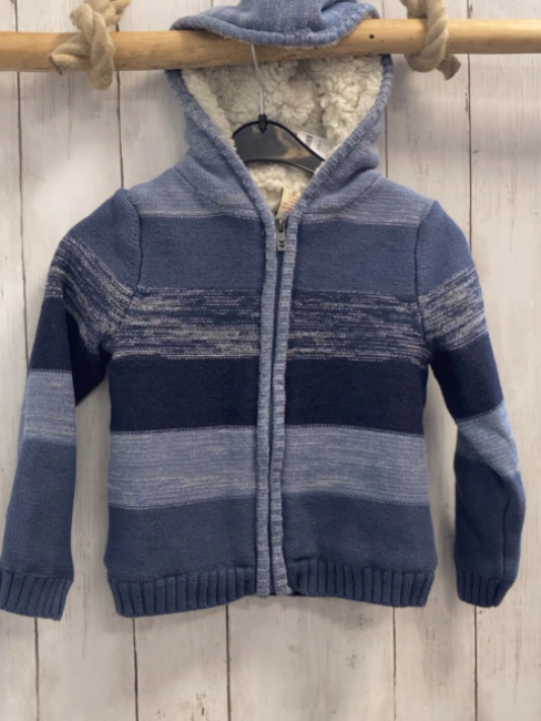  Strickjacke Gr. 104  blau + blau meliert gefüttert