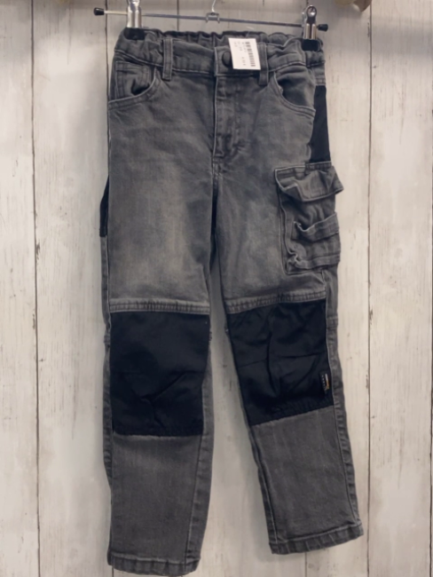  Hose Gr. 116  grau jeans schwarze Knie Bund verstellbar