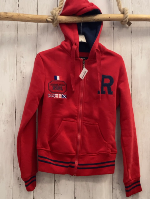   Sweatjacke  Gr. 146/152  rot Kapuze blauer Streifenbund Flaggen Zahl 