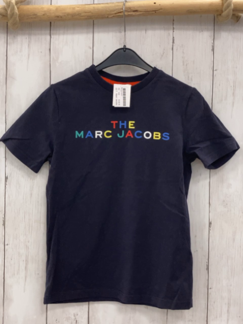Marc Jacobs  T-Shirt  Gr. 122  dunkelblau bunte Schrift 