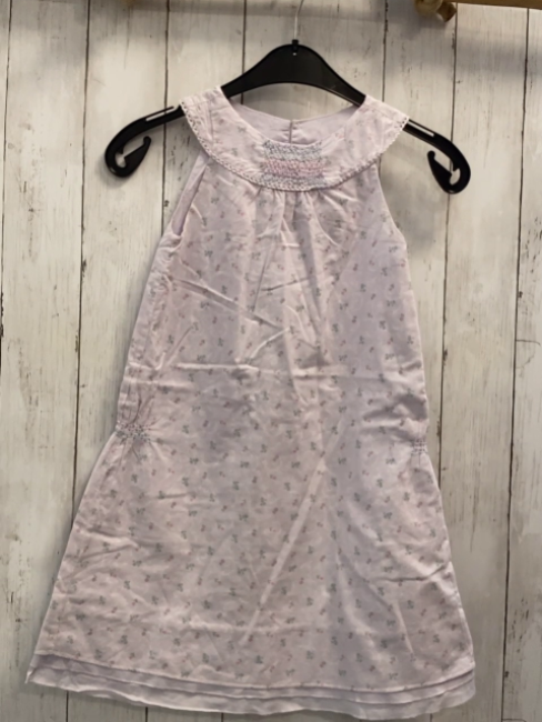 jacadi  Kleid  Gr. 128  flieder Blumen bunte Ziernähte 