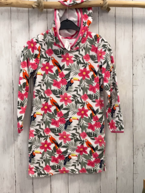  Kleid Gr. 134  weiß oliv pink Blumen Vögel Kapuze Frottee
