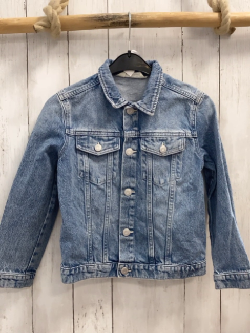 H&M Jeansjacke Gr. 128  blau 
