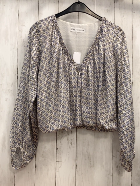 Zara  Bluse Gr. S  beige blau goldener Druck 