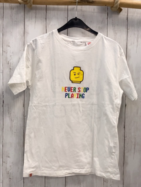 zara T-Shirt Gr. 140  weiß bunte Schrift Legofigur