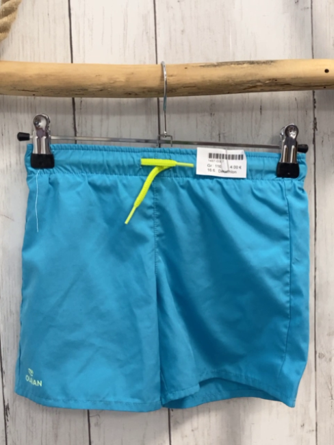 Decathlon Badeshorts Gr. 116  hellblau grüne Kordel