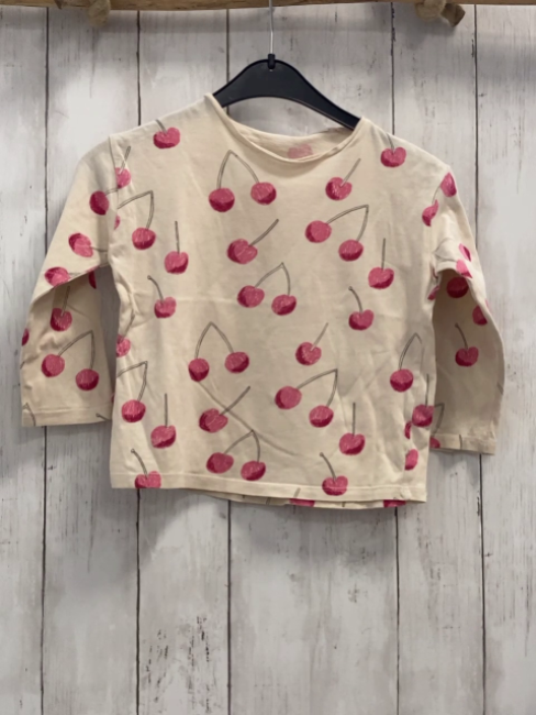 Zara  Langarmshirt  Gr. 104  beige Kirschen 