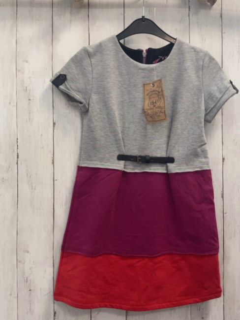 neu Mayoral  Kleid  Gr. 140  graues Oberteil pflaume roter Rock schwarzes Gürtelband 