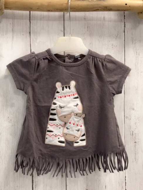   T-Shirt  Gr. 68  grau Zebras Fransensaum 