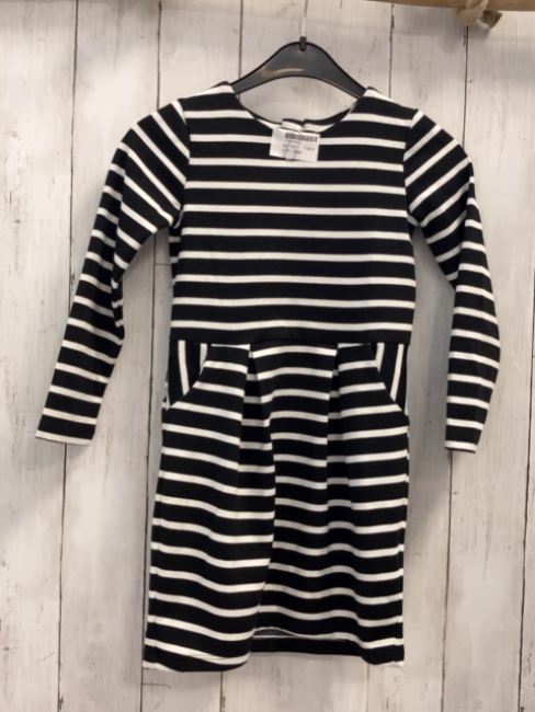 H&M Kleid Gr. 110  schwarz weiße Streifen