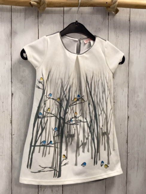   Kleid  Gr. 104  weiß graue Äste Vögel 