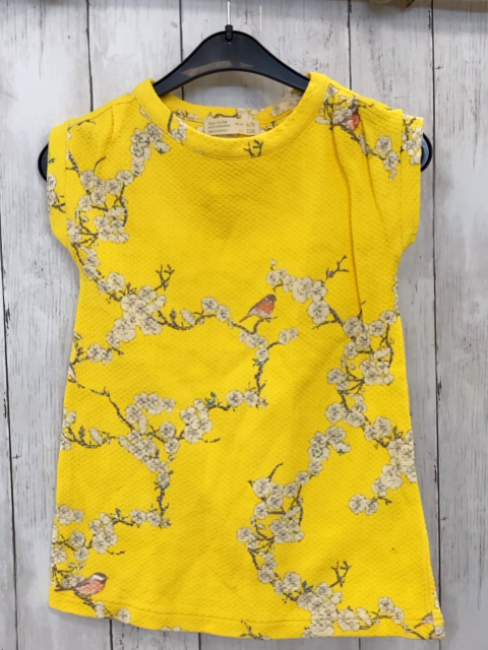 Zara  Kleid  Gr. 110  gelb Struktur weiß Blumen Vögel 