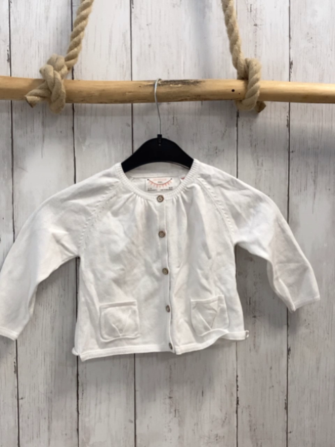 Zara  Strickjacke  Gr. 86  weiß 