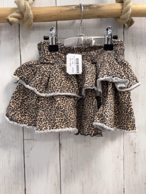 zara Rock Gr. 104  beige schwarz leoprint