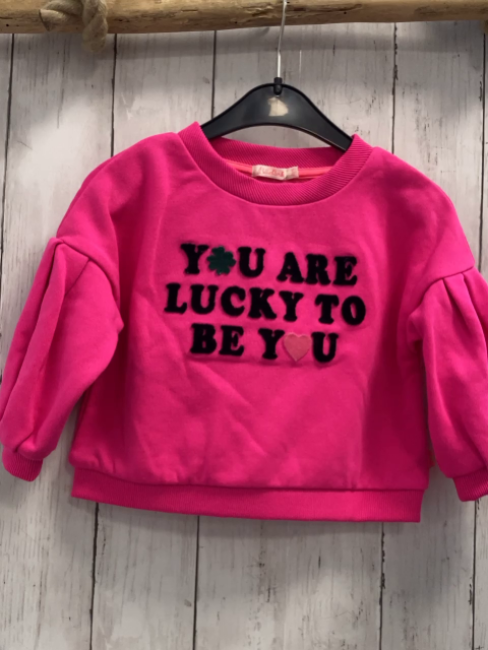 Billieblush  Pullover  Gr. 86  pink schwarze Schrift mit Herz + Kleeblatt 