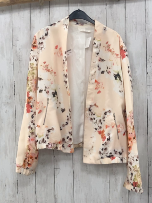 Promod  Blazer  Gr. 40  heller lachston mit Blumen 