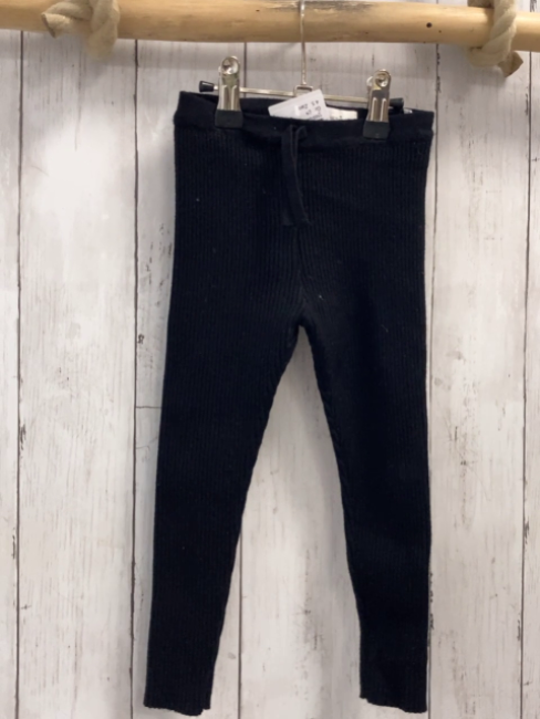 Zara  Leggings  Gr. 98  schwarz Rippen 