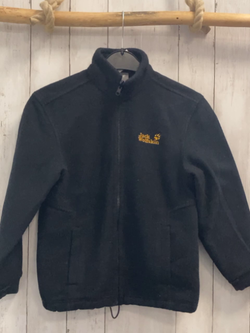 Jack Wolfskin  Fleecejacke  Gr. 140  schwarz gelbe Schrfit + Label 