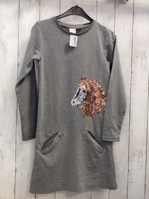 manguun Kleid Gr. 134  grau Pailettenpferdekopf