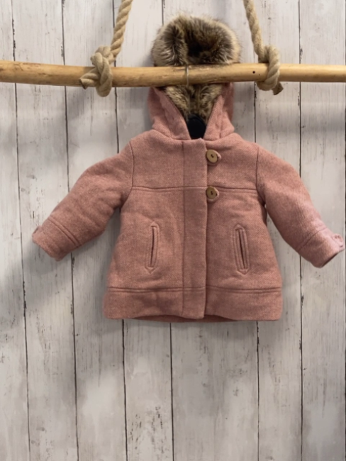Zara  Jacke  Gr. 74  altrosa Wollopitk Kapuze mit Fellbund 