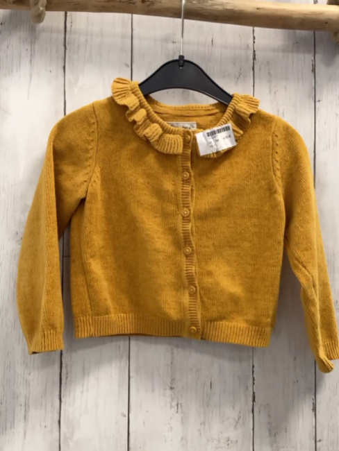  Strickjacke Gr. 104  senf Rüsschen