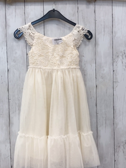 H&M  Kleid  Gr. 98  creme Oberteil mit Blumenhäkelei Tüllüberrock mit Rüschen 