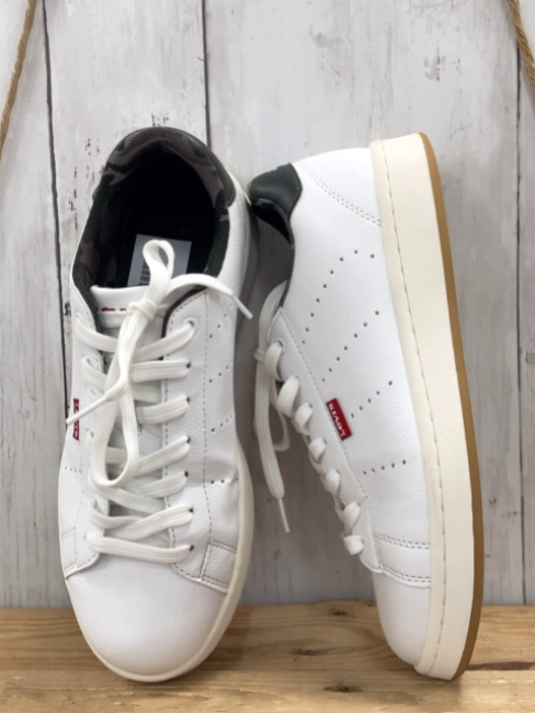 Levi´s Schuhe Gr. 38  weiß grün