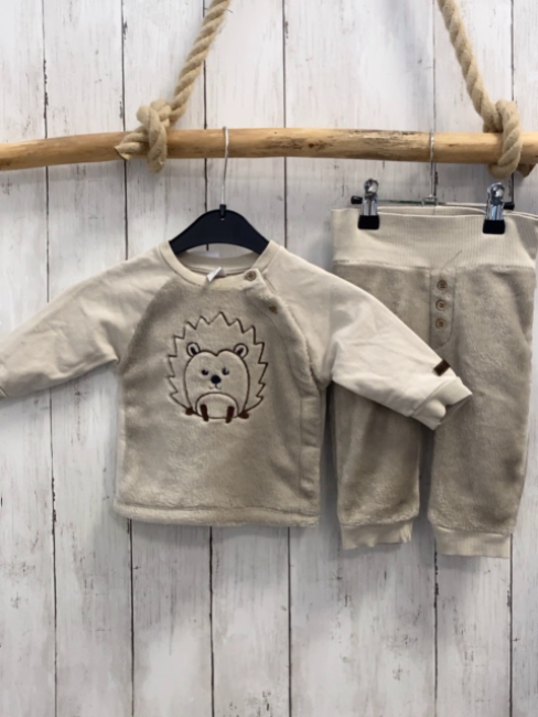 2tlg  Pullover + Leggings  Gr. 68  beige + Plüsch mit Igel 