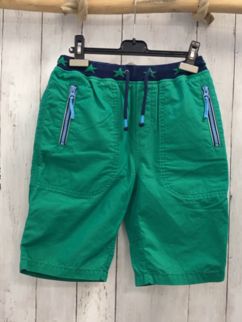 neu Boden  Shorts  Gr. 152  grün blauer Strickbund mit Sternen und blauer Kordel hellblaue Reißverschlüsse 