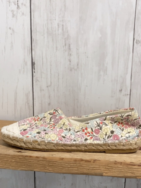 Sergent Major  Leinschuhe  Gr. 31  beige Blumen 
