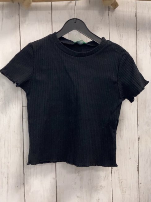 Benetton  T-Shirt  Gr. 110  schwarz Rippen kurz geschnitten