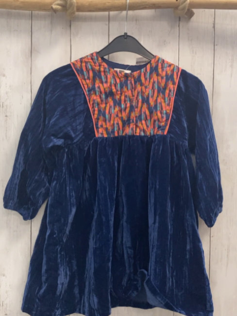 DP....aM Kleid  Gr. 110  blau Samt + blau hellblau lachs ocker gemustert 