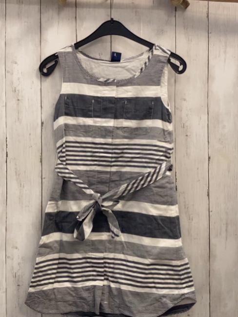 GAP  Kleid  Gr. 128  grau weiße Streifen mit Gürtel 