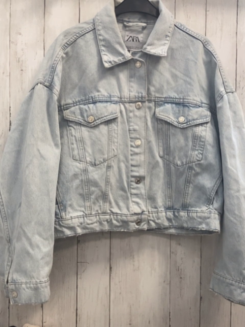 Zara  Jeansjacke Gr. S hellblau 