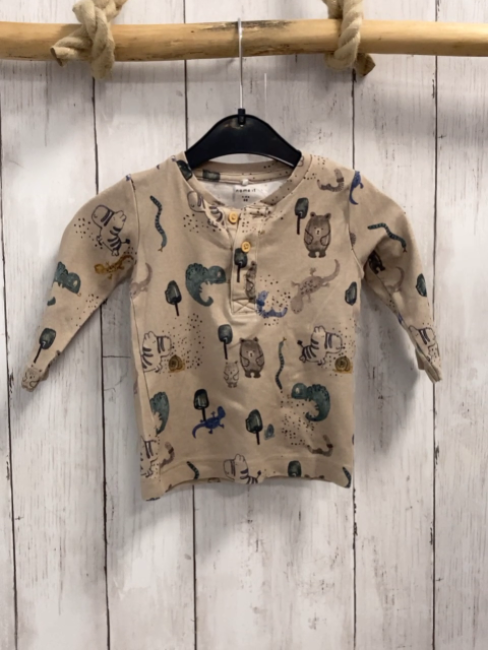 Name it  Langarmshirt  Gr. 68  sand Reptilien Bäume Knopflleiste 
