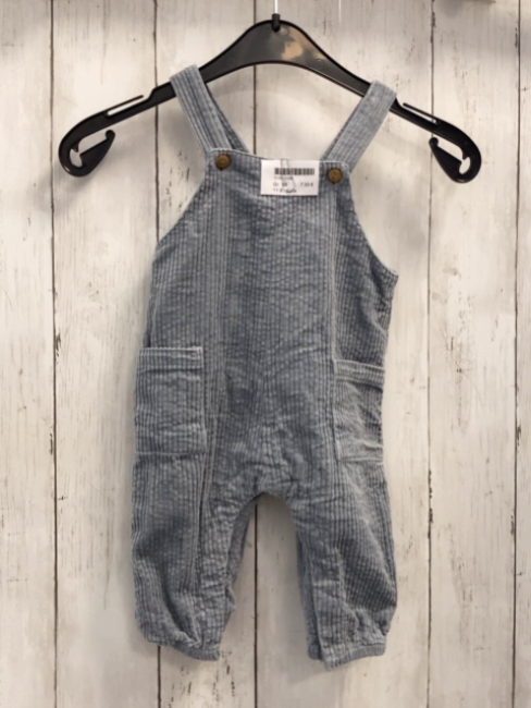 Zara  Latzhose  Gr. 68  hellgrau Kord 