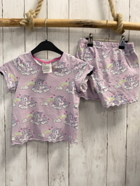 2tlg  T-Shirt + Shorts  Gr. 98  lavendel Eihörner Bögen Herzen 