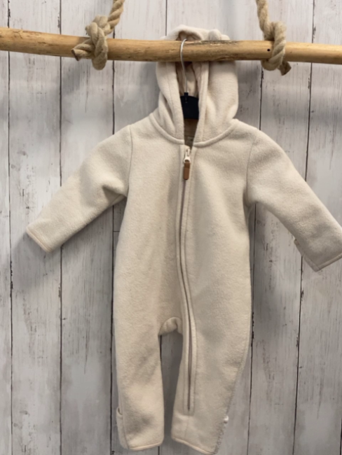 H&M  Overall Gr. 62  beige Fleece Kapuze 