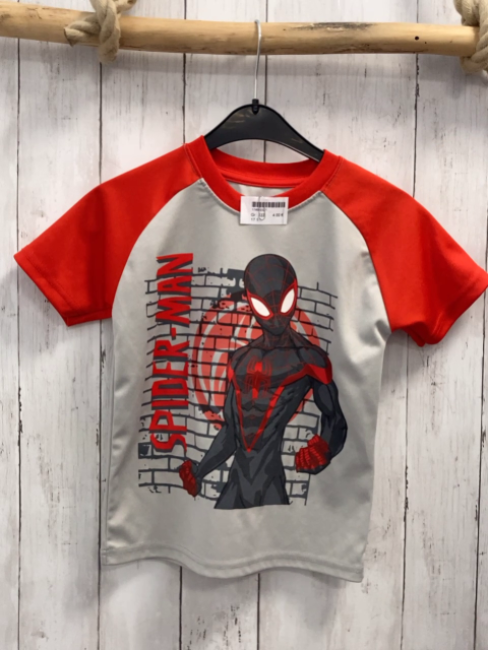   T-Shirt  Gr. 122  hellgrau rote Ärmel Spiderman 