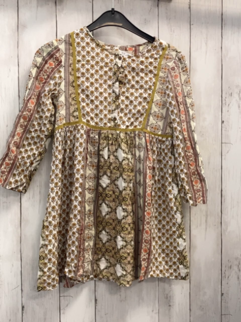 Zara  Kleid  Gr. 128  creme weiß mit  Blumen + Oranamentdruck orcker Borten 