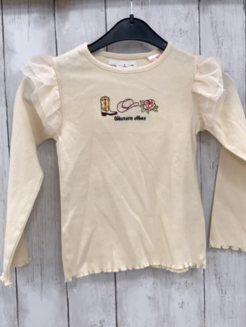 neu Zara  Langarmshirt  Gr. 116  beige Rippen Stiefel Hut Blume Rüschen an den Schultern NP 10,95 € 