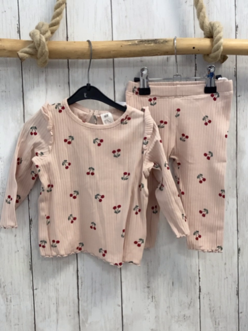 2tlg H&M  Langarmshirt + Leggings  Gr. 74  lachs Rippen Kirschen