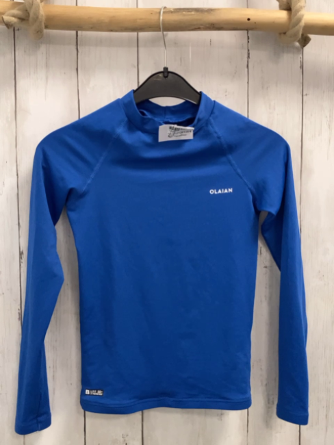 Decathlon UV-Schutzshirt  Gr. 122/128  hellblau weiße Schrift 