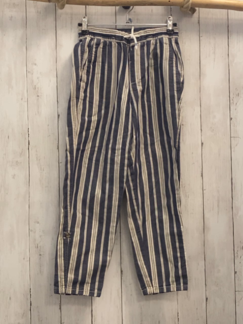 H&M  Hose  Gr. 140  blau weiße Streifen Gummizugbund mit weißer Kordel 