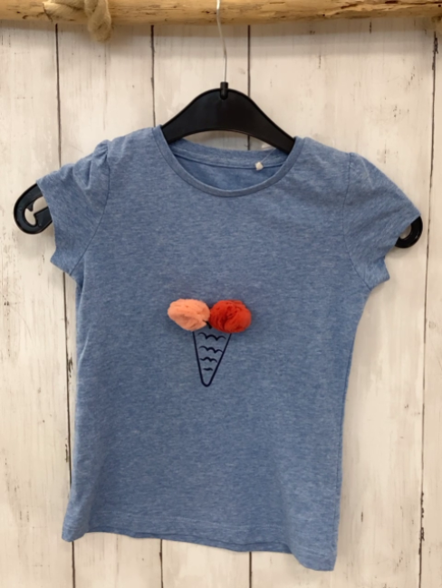  T-Shirt Gr. 110  blau Eis
