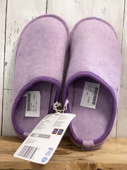 neu Hausschuhe Gr. 38  flieder lila Bund 