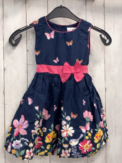Happy Girls  Kleid  Gr. 110  blau pink Gürtelband Schmetterlinge Blumen 