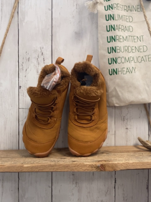 neu Saguaro  Barfußschuhe  Gr. 34  ocker gefüttert 