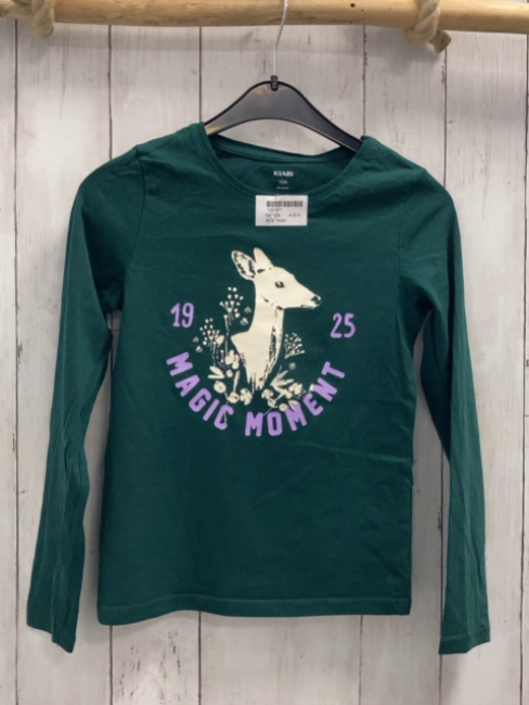 Kiabi  Langarmshirt  Gr. 134  grün weißes Reh lavendel Schrift 